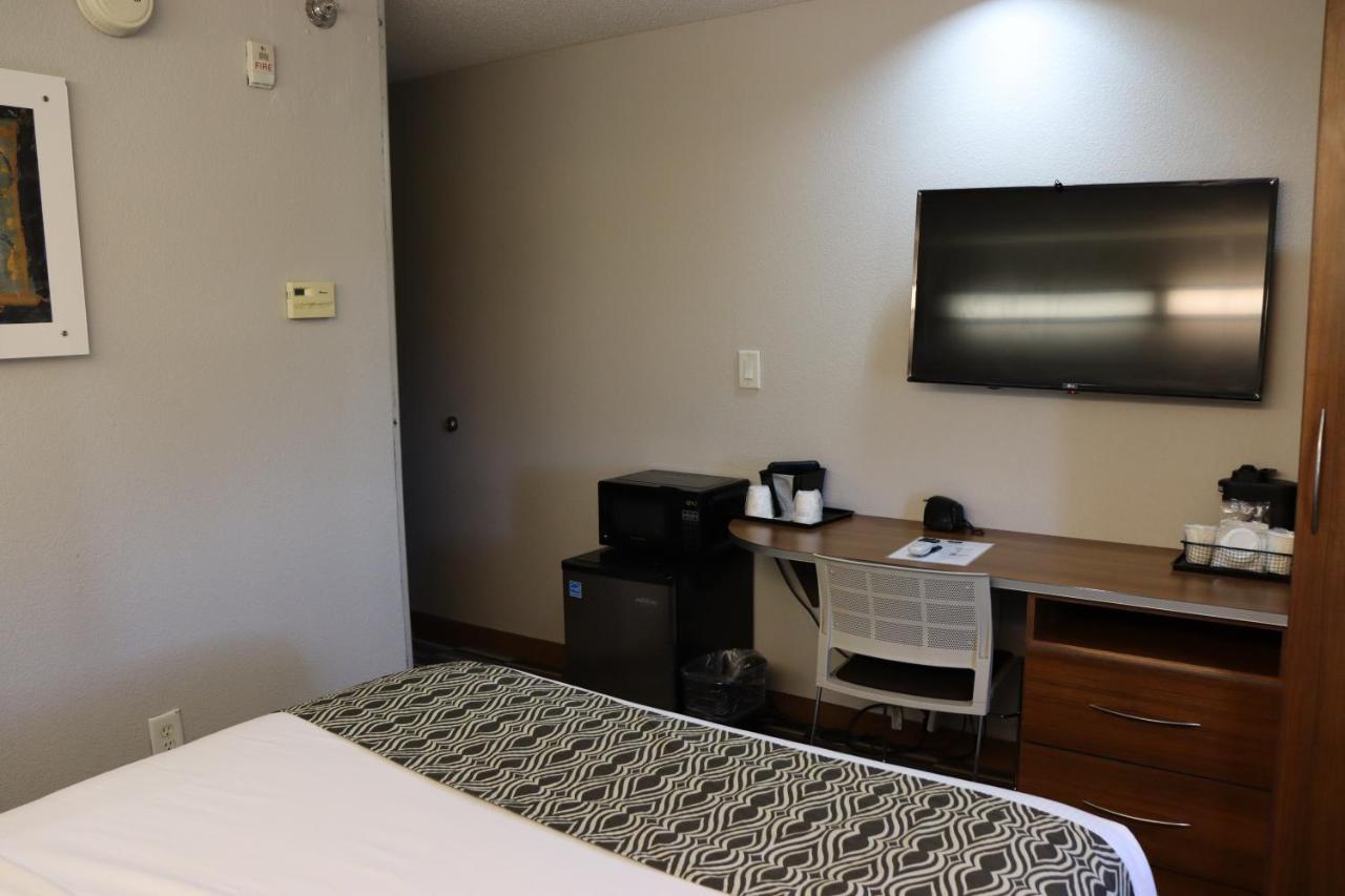 Microtel & By Wyndham Near Moore 2* Columbus