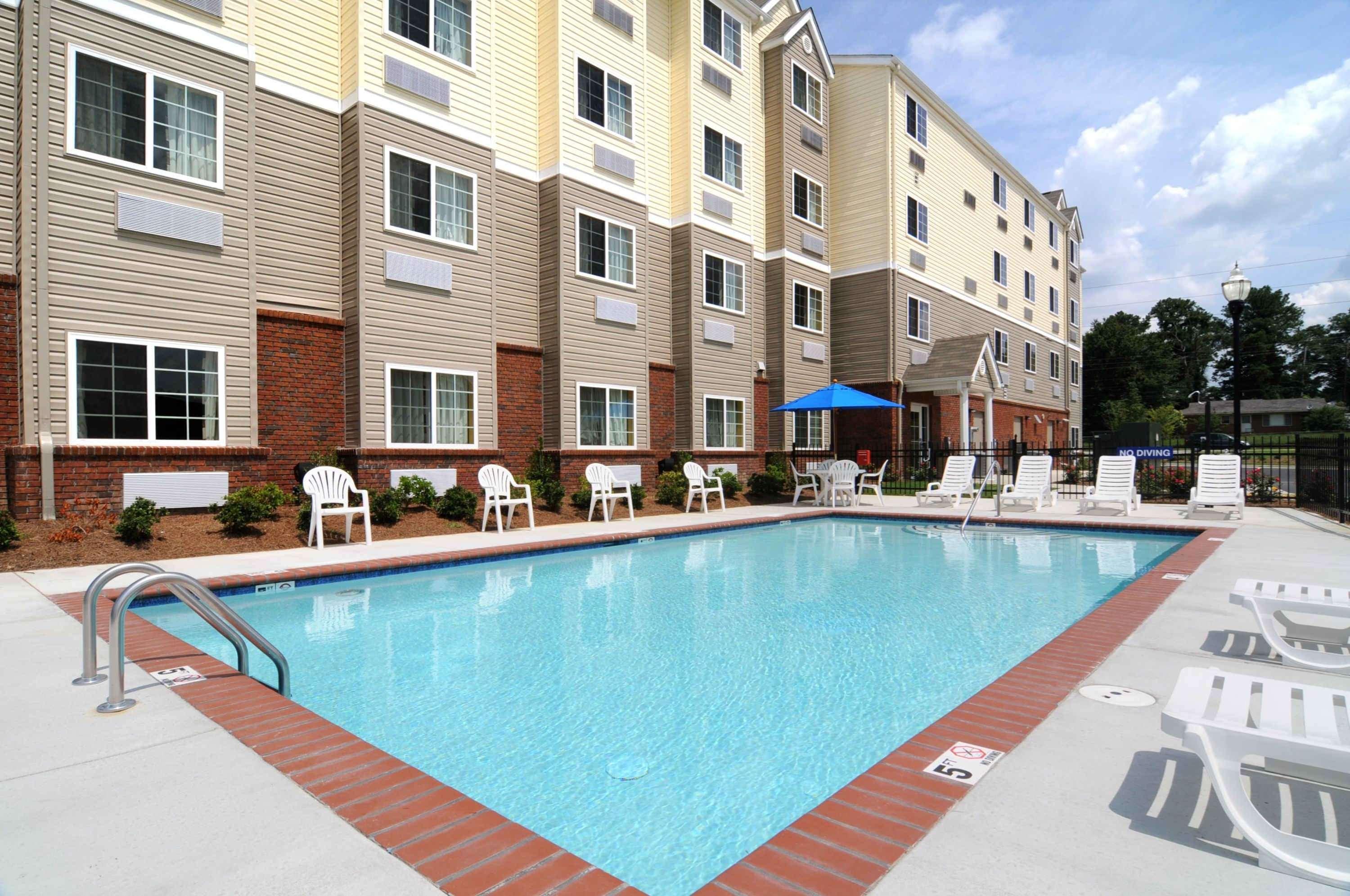 Hotel Microtel & By Wyndham Near Moore 2*