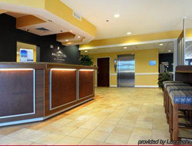 Hotel Microtel & By Wyndham Near Moore 2*