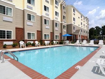 Microtel & By Wyndham Near Moore 2*